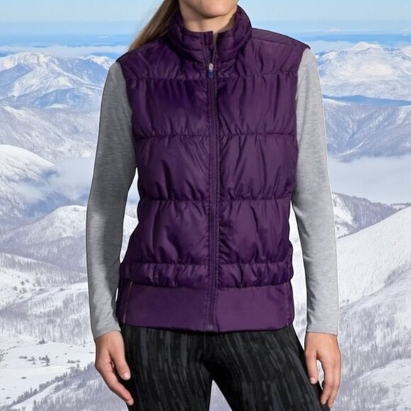 NWT Brooks Cascadia Thermal Running Vest in Berry Small - Picture 9 of 9